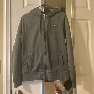 Women’s Under Armour sweatshirt